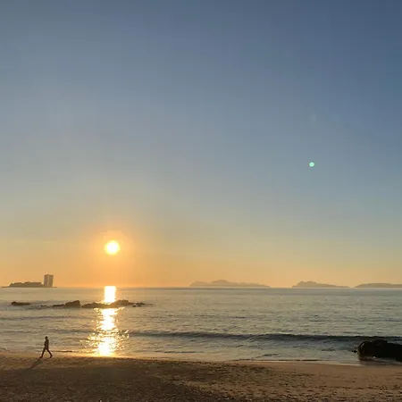 アパート Urban ヴィーゴ