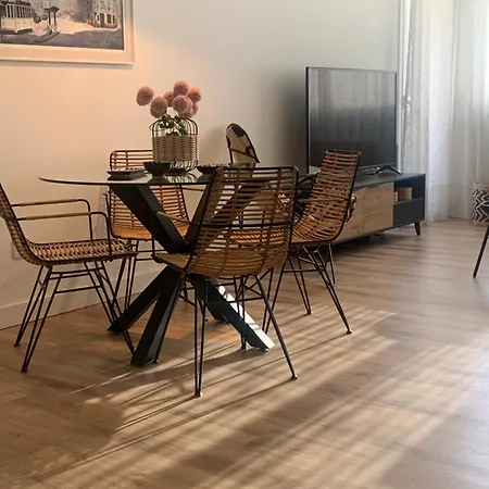 Urban Apartman *